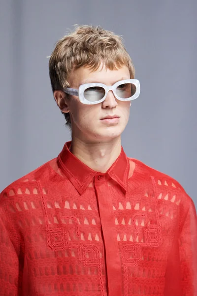 Look 75
